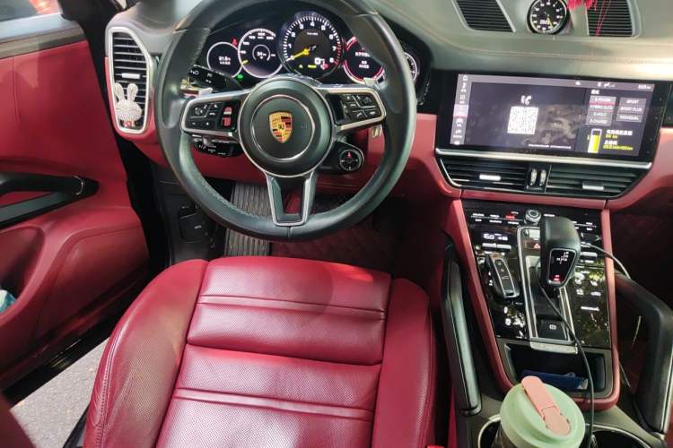 Used Porsche Cayenne E-Hybrid 2021 Cayenne E-Hybrid 2.0T Steering Wheel