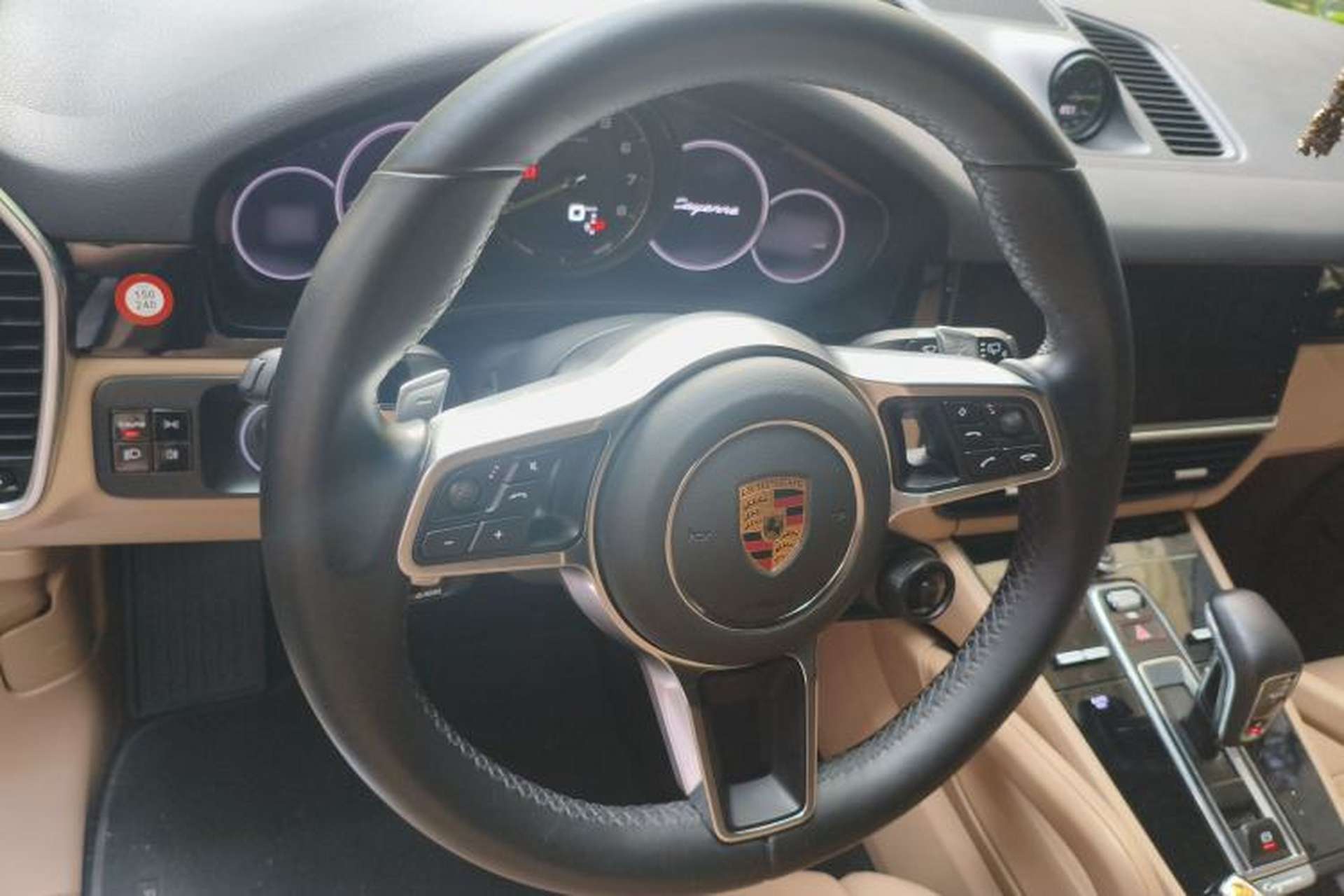 Used Porsche Cayenne E-Hybrid 2021 Cayenne E-Hybrid 2.0T Steering Wheel