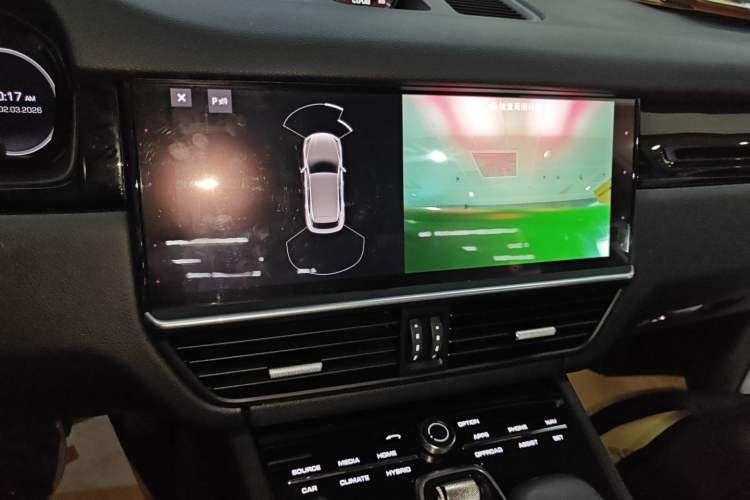 Used Porsche Cayenne E-Hybrid 2021 Cayenne E-Hybrid 2.0T Audio And AC Panel