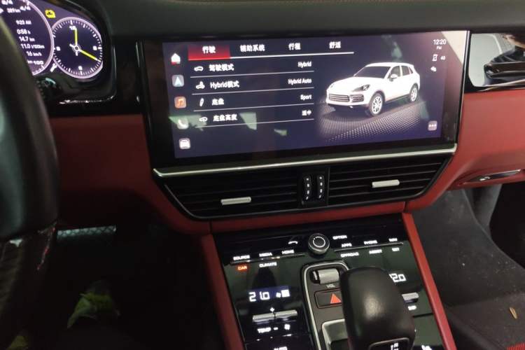 Used Porsche Cayenne E-Hybrid 2021 Cayenne E-Hybrid 2.0T Audio And AC Panel