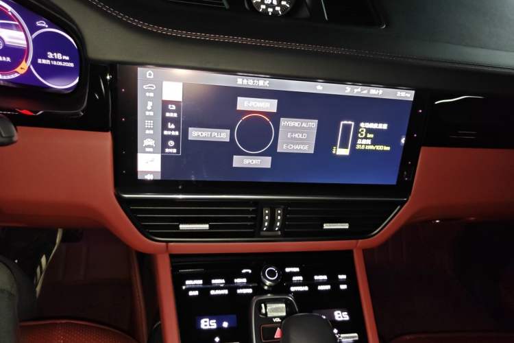Used Porsche Cayenne E-Hybrid 2021 Cayenne E-Hybrid 2.0T Audio And AC Panel