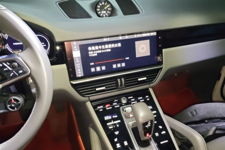 Used Porsche Cayenne E-Hybrid 2021 Cayenne E-Hybrid 2.0T Audio And AC Panel