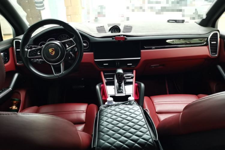 Used Porsche Cayenne E-Hybrid 2021 Cayenne E-Hybrid 2.0T Center Console