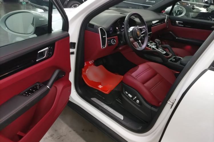 Used Porsche Cayenne E-Hybrid 2021 Cayenne E-Hybrid 2.0T Driver Seat