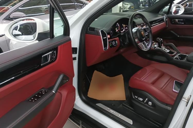 Used Porsche Cayenne E-Hybrid 2021 Cayenne E-Hybrid 2.0T Driver Seat