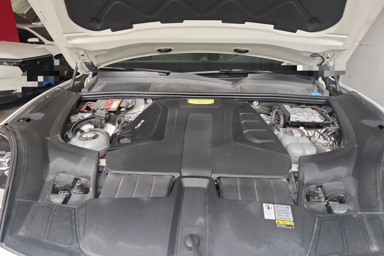 Used Porsche Cayenne E-Hybrid 2021 Cayenne E-Hybrid 2.0T Engine Bay