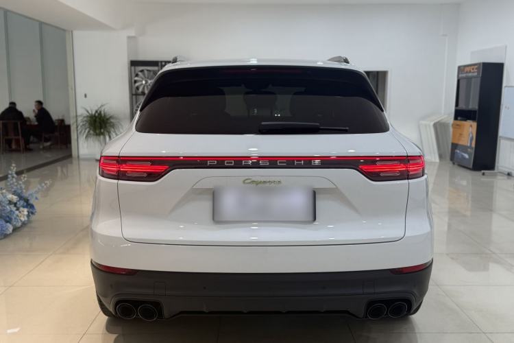 Used Porsche Cayenne E-Hybrid 2021 Cayenne E-Hybrid 2.0T Exterior 4