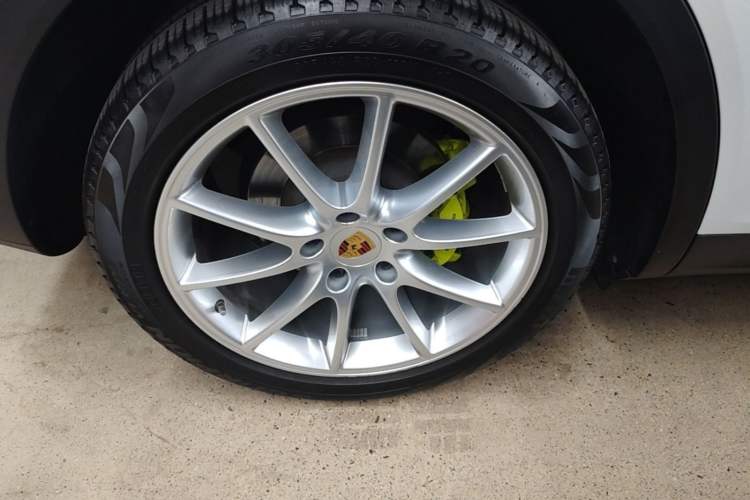Used Porsche Cayenne E-Hybrid 2021 Cayenne E-Hybrid 2.0T Exterior 5