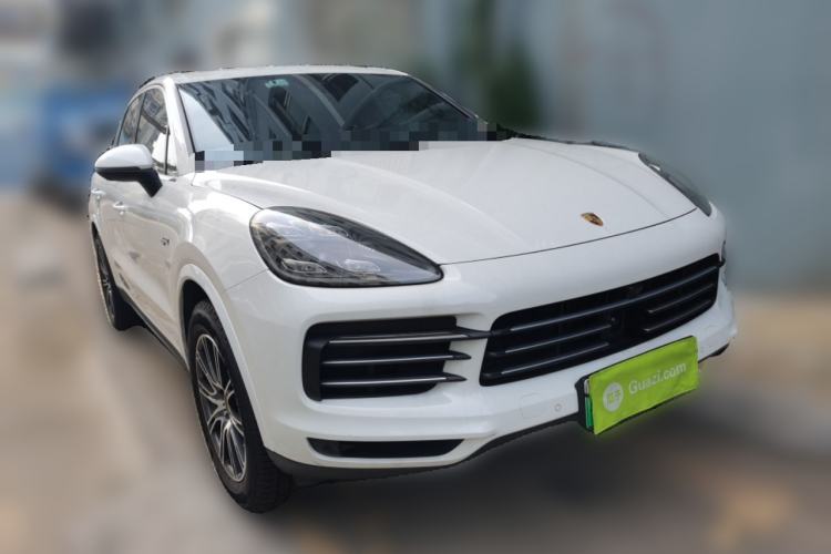 Used Porsche Cayenne E-Hybrid 2021 Cayenne E-Hybrid 2.0T Front Right 45 Deg