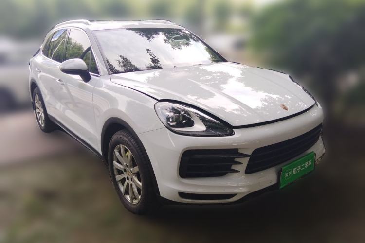 Used Porsche Cayenne E-Hybrid 2021 Cayenne E-Hybrid 2.0T Front Right 45 Deg