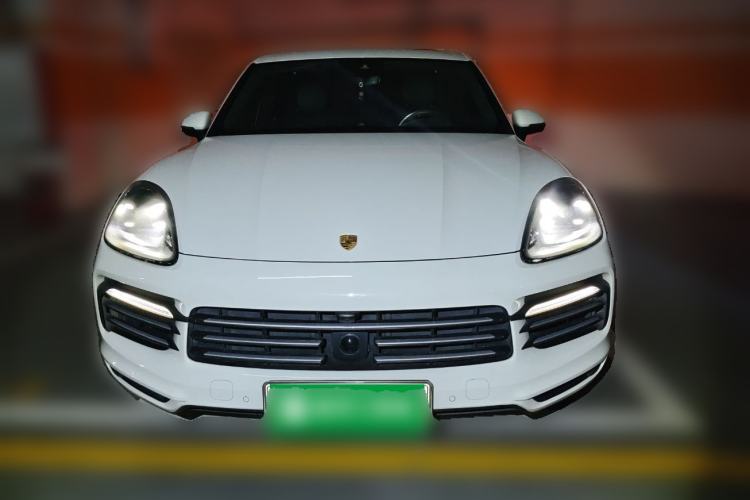 Used Porsche Cayenne E-Hybrid 2021 Cayenne E-Hybrid 2.0T Front