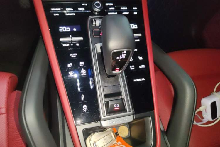 Used Porsche Cayenne E-Hybrid 2021 Cayenne E-Hybrid 2.0T Gear Lever