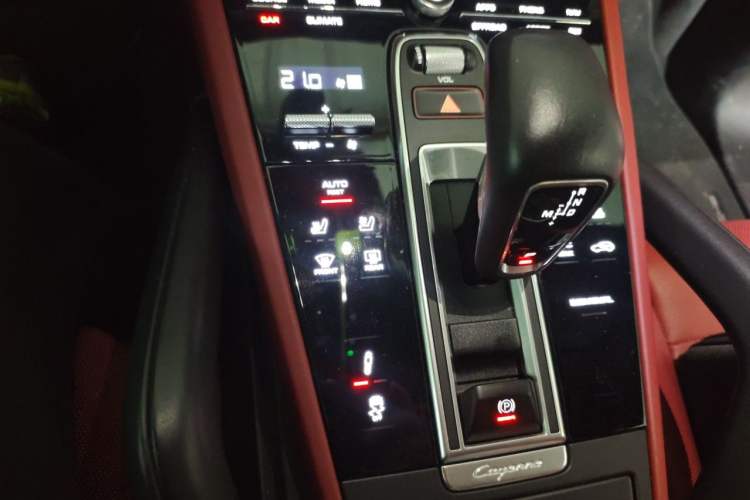 Used Porsche Cayenne E-Hybrid 2021 Cayenne E-Hybrid 2.0T Gear Lever