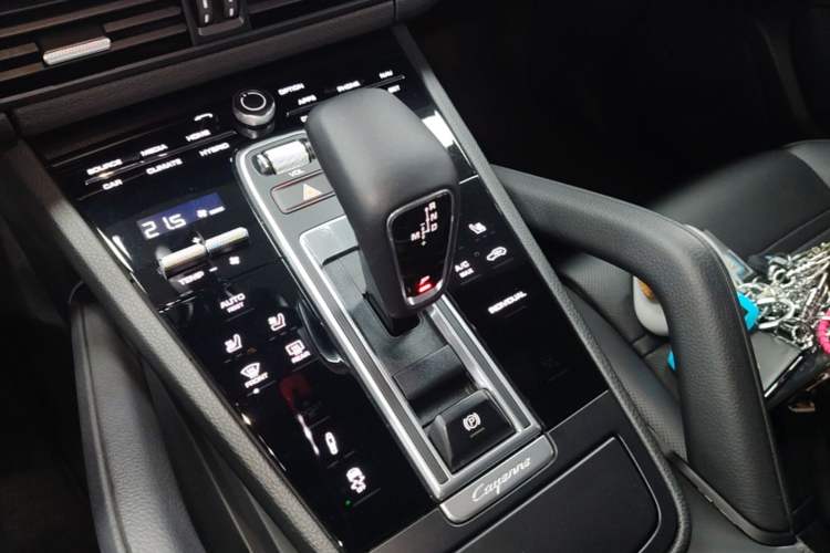 Used Porsche Cayenne E-Hybrid 2021 Cayenne E-Hybrid 2.0T Gear Lever