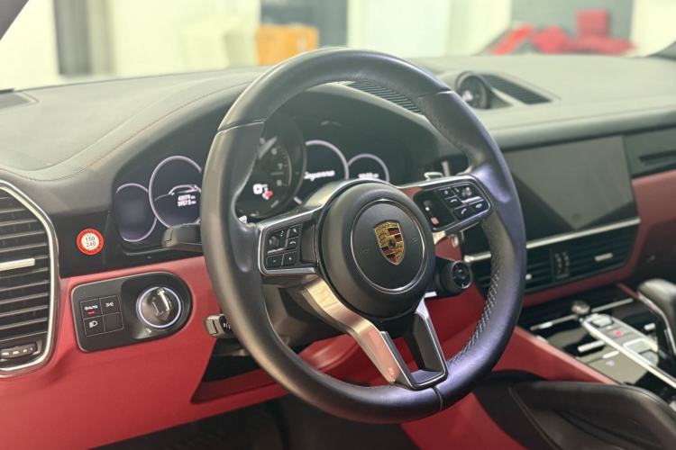 Used Porsche Cayenne E-Hybrid 2021 Cayenne E-Hybrid 2.0T Interior 2