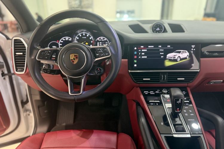 Used Porsche Cayenne E-Hybrid 2021 Cayenne E-Hybrid 2.0T Interior 3