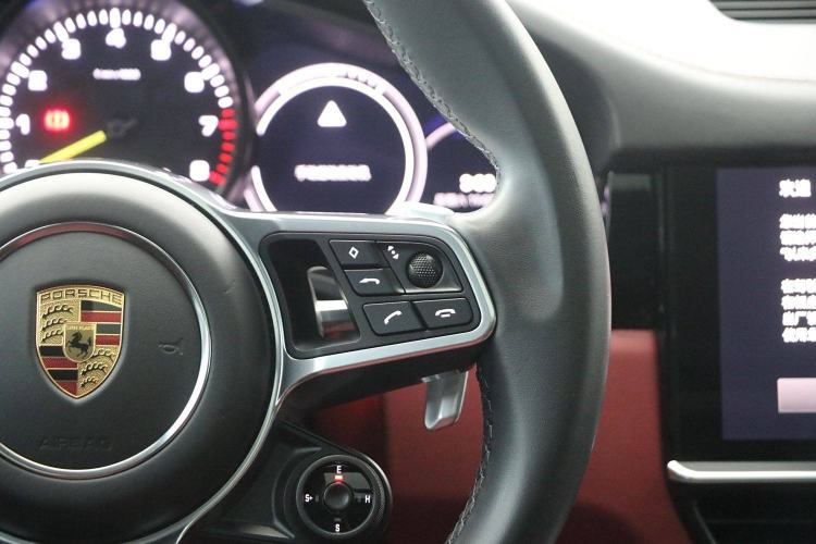 Used Porsche Cayenne E-Hybrid 2021 Cayenne E-Hybrid 2.0T Interior 6