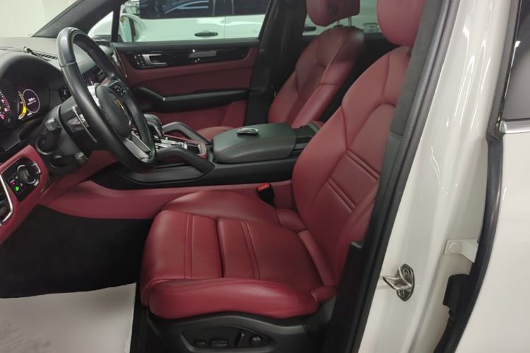 Used Porsche Cayenne E-Hybrid 2021 Cayenne E-Hybrid 2.0T Left Front Seat