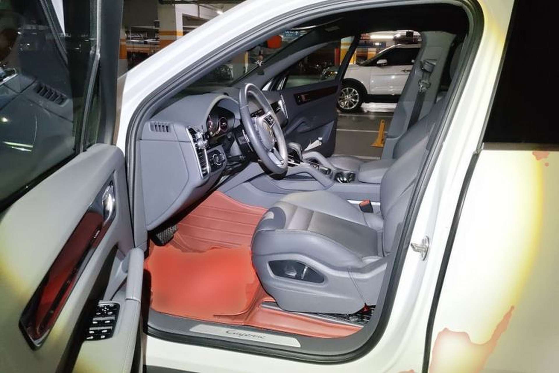 Used Porsche Cayenne E-Hybrid 2021 Cayenne E-Hybrid 2.0T Left Front Seat