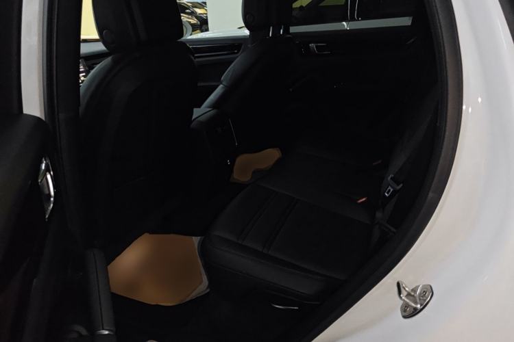 Used Porsche Cayenne E-Hybrid 2021 Cayenne E-Hybrid 2.0T Left Rear Seat