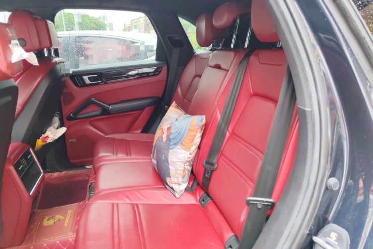 Used Porsche Cayenne E-Hybrid 2021 Cayenne E-Hybrid 2.0T Left Rear Seat