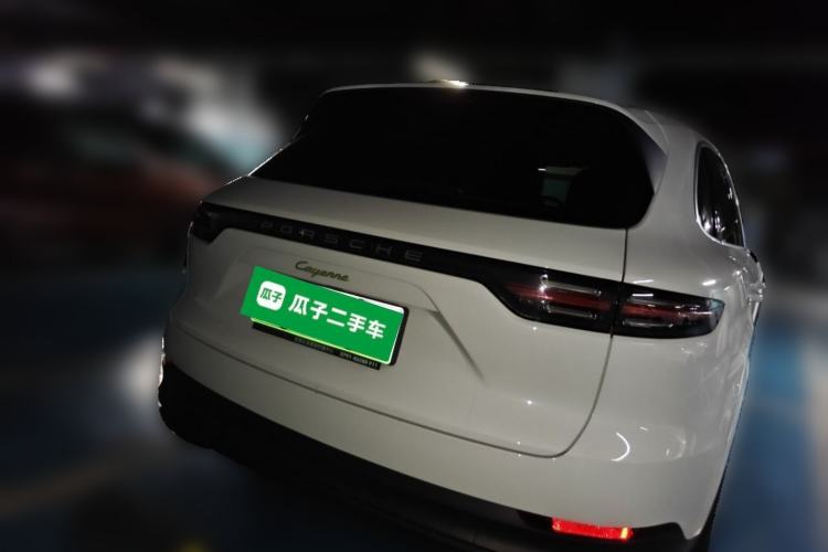 Used Porsche Cayenne E-Hybrid 2021 Cayenne E-Hybrid 2.0T Rear
