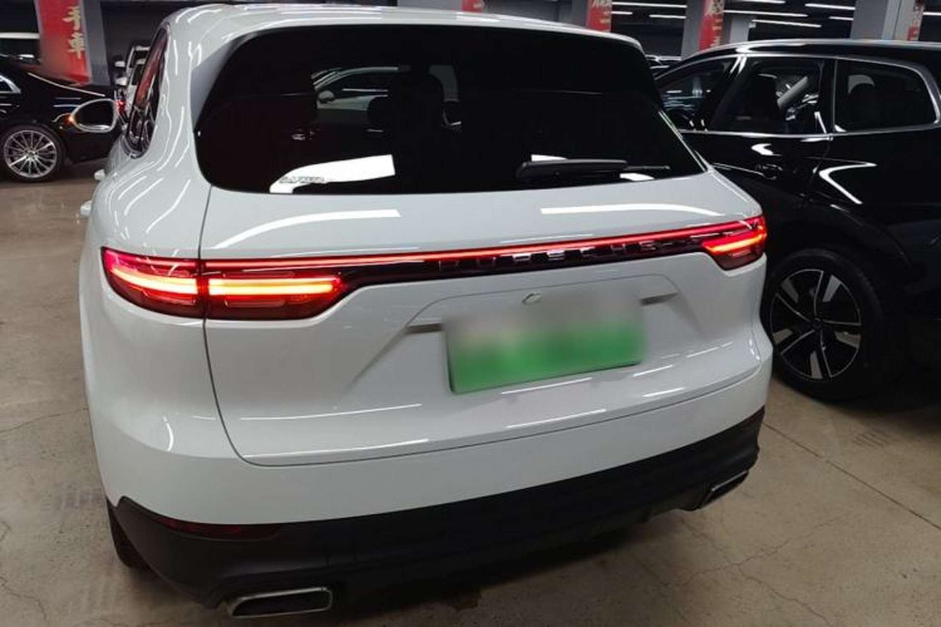 Used Porsche Cayenne E-Hybrid 2021 Cayenne E-Hybrid 2.0T Rear