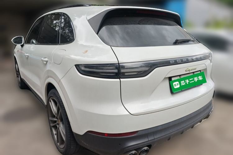 Used Porsche Cayenne E-Hybrid 2021 Cayenne E-Hybrid 2.0T Rear Left 45 Deg