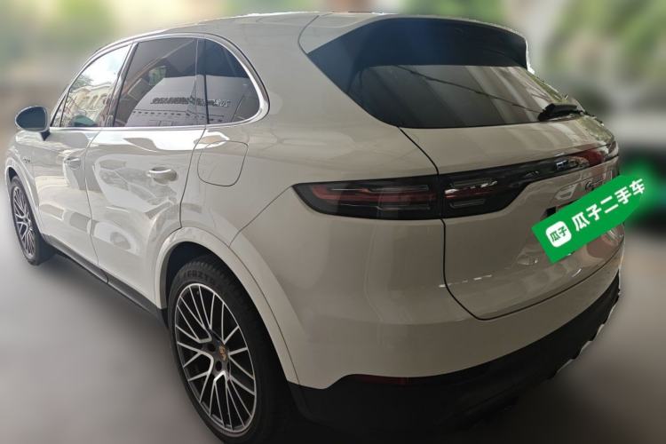 Used Porsche Cayenne E-Hybrid 2021 Cayenne E-Hybrid 2.0T Rear Left 45 Deg