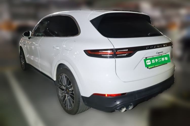 Used Porsche Cayenne E-Hybrid 2021 Cayenne E-Hybrid 2.0T Rear Left 45 Deg