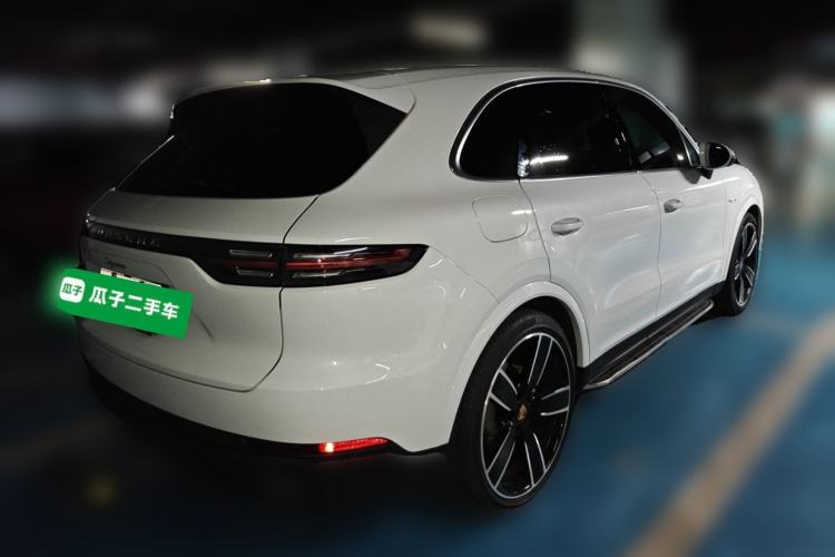 Used Porsche Cayenne E-Hybrid 2021 Cayenne E-Hybrid 2.0T Rear Right 45 Deg