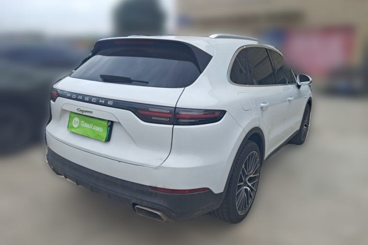 Used Porsche Cayenne E-Hybrid 2021 Cayenne E-Hybrid 2.0T Rear Right 45 Deg