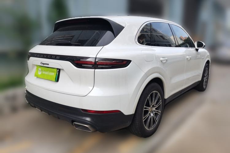 Used Porsche Cayenne E-Hybrid 2021 Cayenne E-Hybrid 2.0T Rear Right 45 Deg