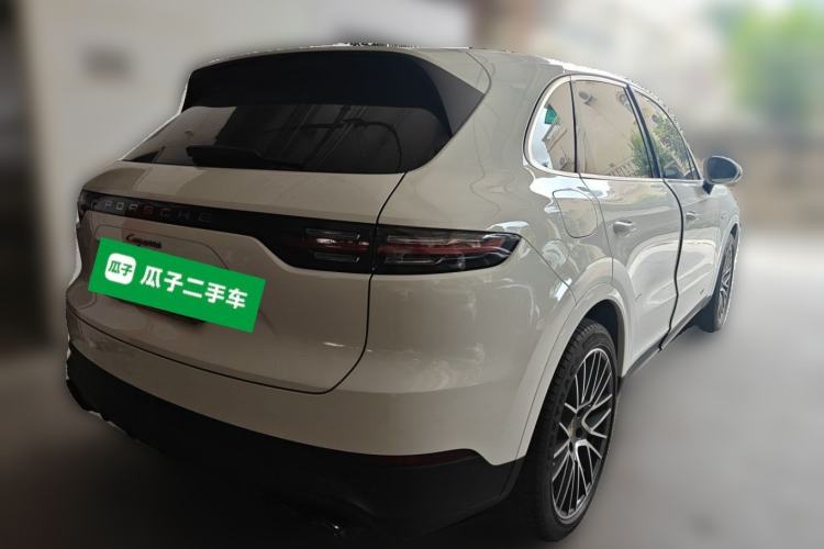 Used Porsche Cayenne E-Hybrid 2021 Cayenne E-Hybrid 2.0T Rear Right 45 Deg