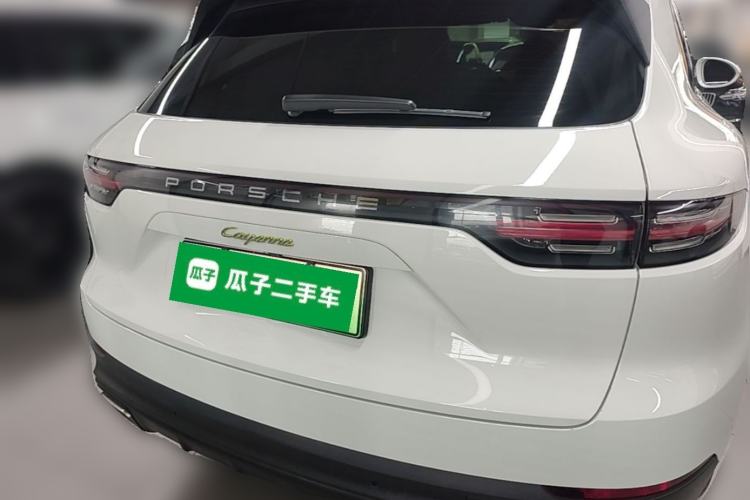 Used Porsche Cayenne E-Hybrid 2021 Cayenne E-Hybrid 2.0T Rear