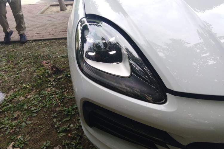 Used Porsche Cayenne E-Hybrid 2021 Cayenne E-Hybrid 2.0T Right Front Headlight