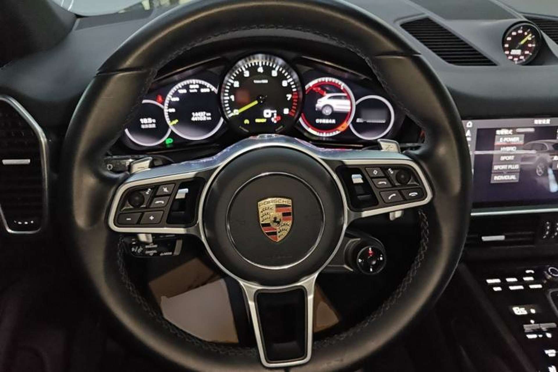 Used Porsche Cayenne E-Hybrid 2021 Cayenne E-Hybrid 2.0T Steering Wheel