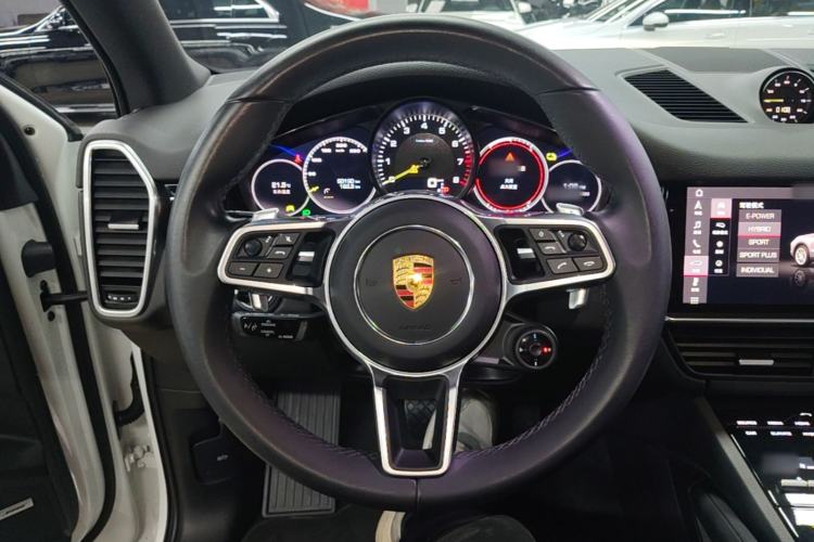 Used Porsche Cayenne E-Hybrid 2021 Cayenne E-Hybrid 2.0T Steering Wheel