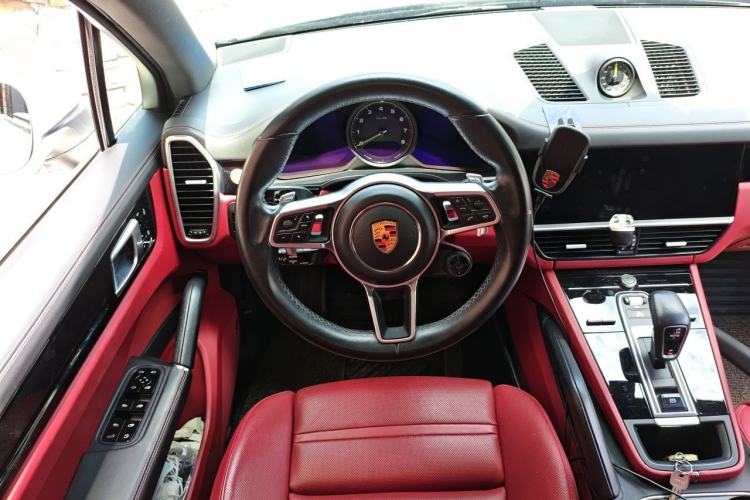 Used Porsche Cayenne E-Hybrid 2021 Cayenne E-Hybrid 2.0T Steering Wheel
