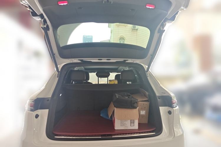 Used Porsche Cayenne E-Hybrid 2021 Cayenne E-Hybrid 2.0T Trunk