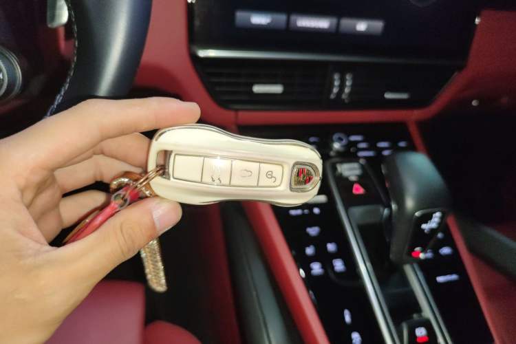 Used Porsche Cayenne E-Hybrid 2021 Cayenne E-Hybrid 2.0T Vehicle Key