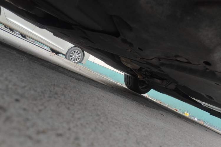 Used Porsche Cayenne E-Hybrid 2022 Cayenne E-Hybrid 2.0T Platinum Edition Chassis Rear Right