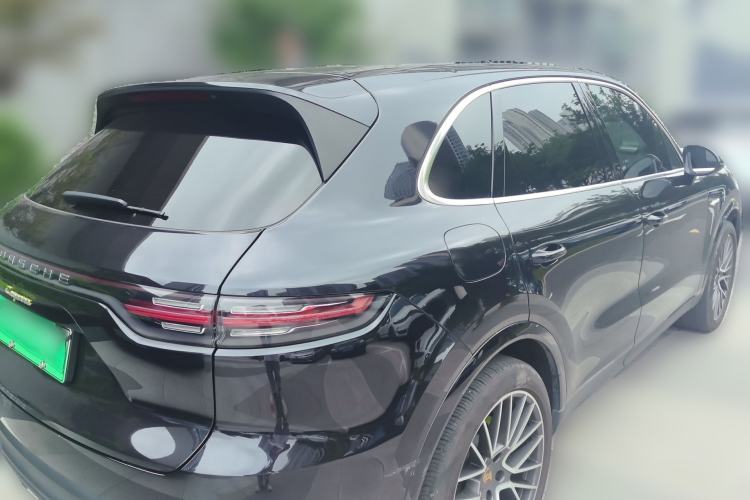 Used Porsche Cayenne E-Hybrid 2022 Cayenne E-Hybrid 2.0T Platinum Edition Rear Right 45 Deg