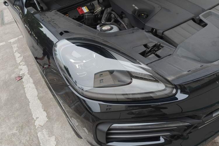 Used Porsche Cayenne E-Hybrid 2022 Cayenne E-Hybrid 2.0T Platinum Edition Right Front Headlight