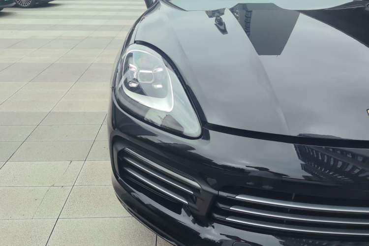 Used Porsche Cayenne E-Hybrid 2022 Cayenne E-Hybrid 2.0T Platinum Edition Right Front Headlight