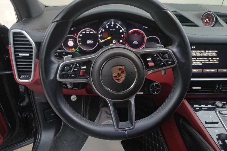 Used Porsche Cayenne E-Hybrid 2022 Cayenne E-Hybrid 2.0T Platinum Edition Steering Wheel