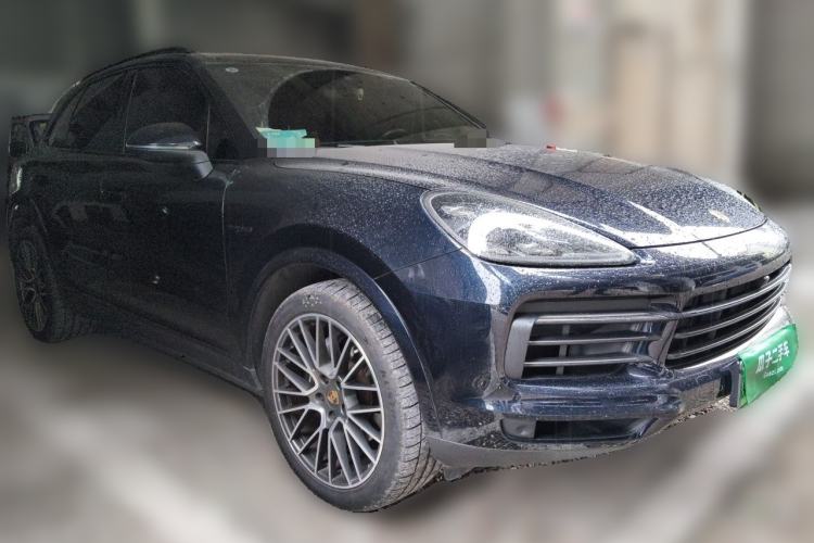 Used Porsche Cayenne E-Hybrid 2022 Cayenne E-Hybrid 2.0T Platinum Edition Front Right 45 Deg