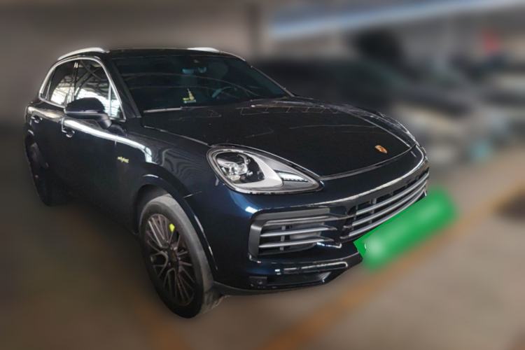 Used Porsche Cayenne E-Hybrid 2022 Cayenne E-Hybrid 2.0T Platinum Edition Front Right 45 Deg