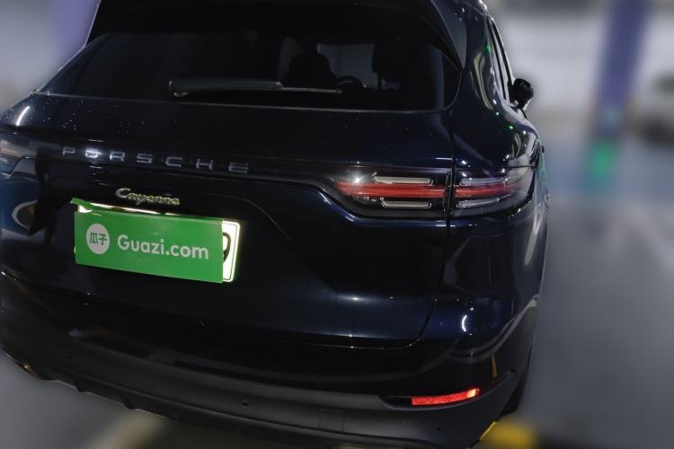 Used Porsche Cayenne E-Hybrid 2022 Cayenne E-Hybrid 2.0T Platinum Edition Rear
