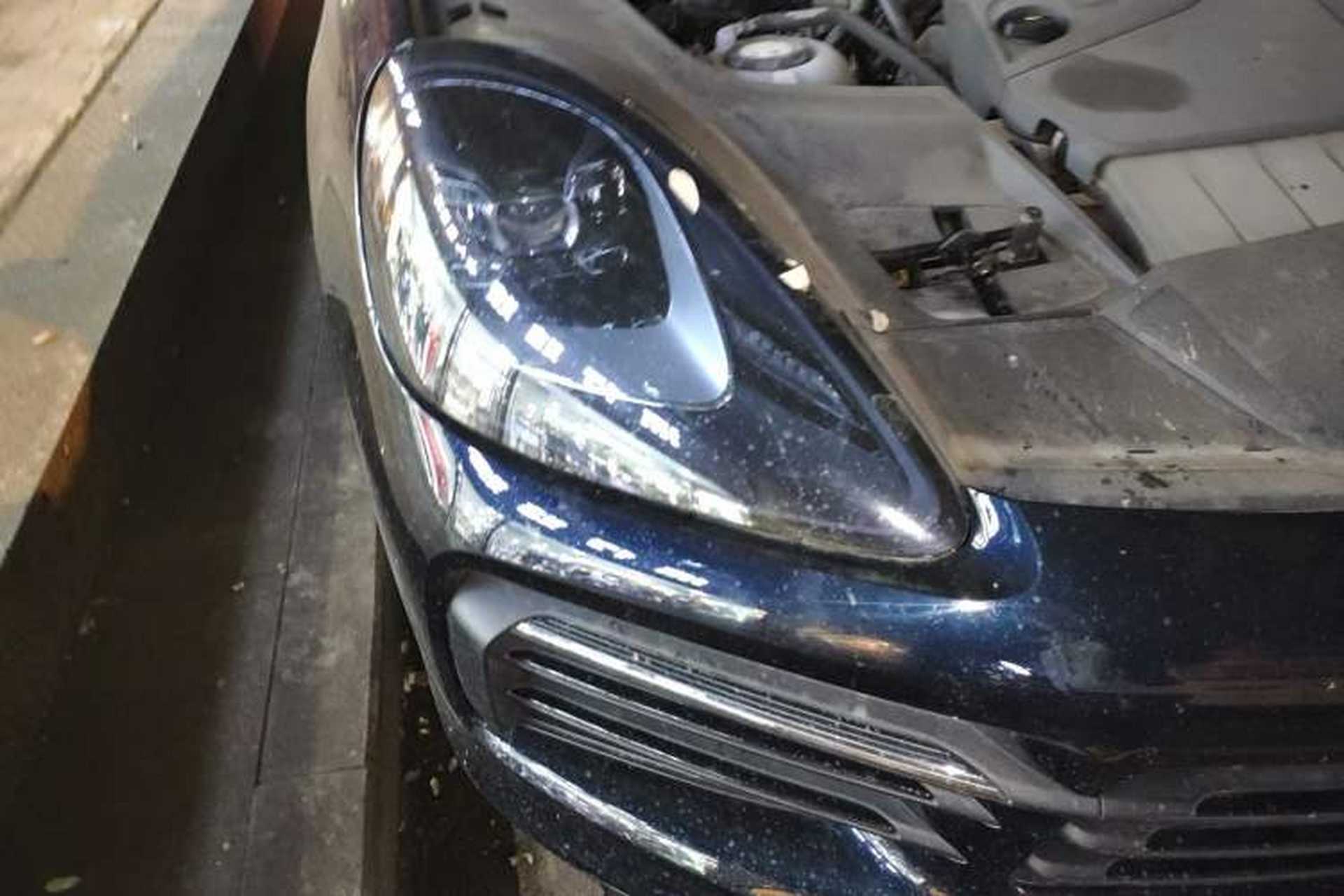 Used Porsche Cayenne E-Hybrid 2022 Cayenne E-Hybrid 2.0T Platinum Edition Right Front Headlight